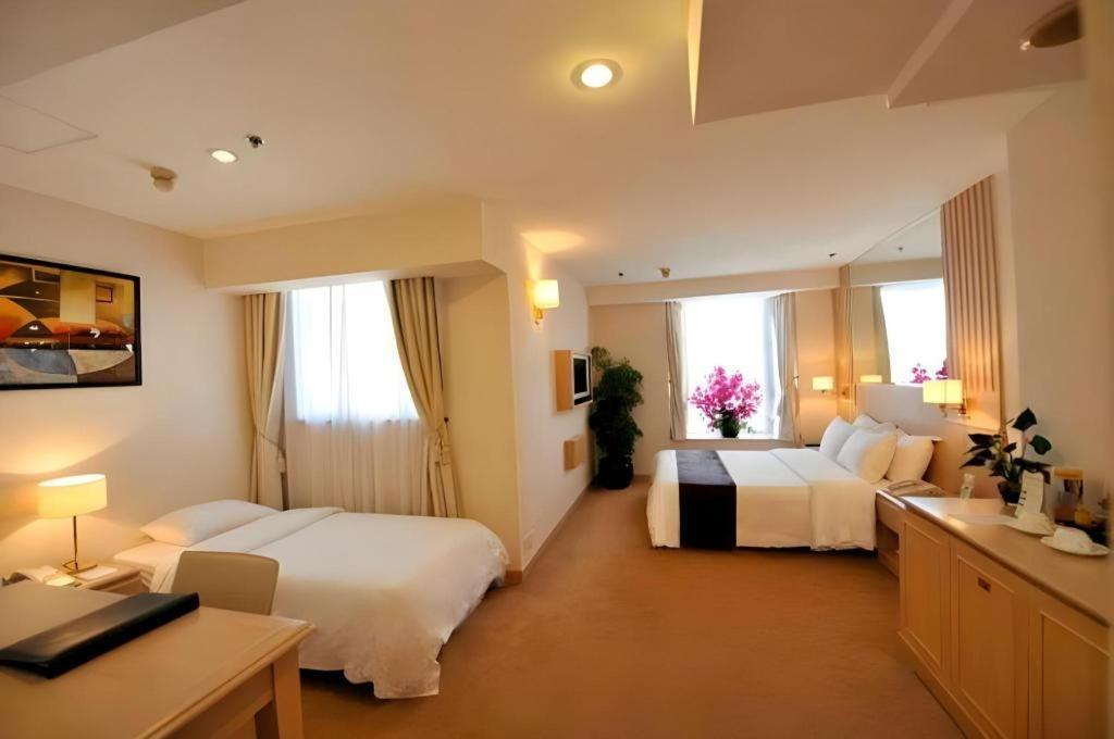 Khách sạn Largos Hong Kong