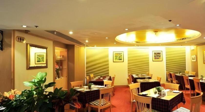 Largos Hotel