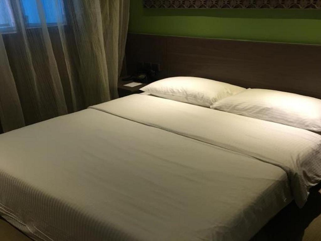 Largos Hotel